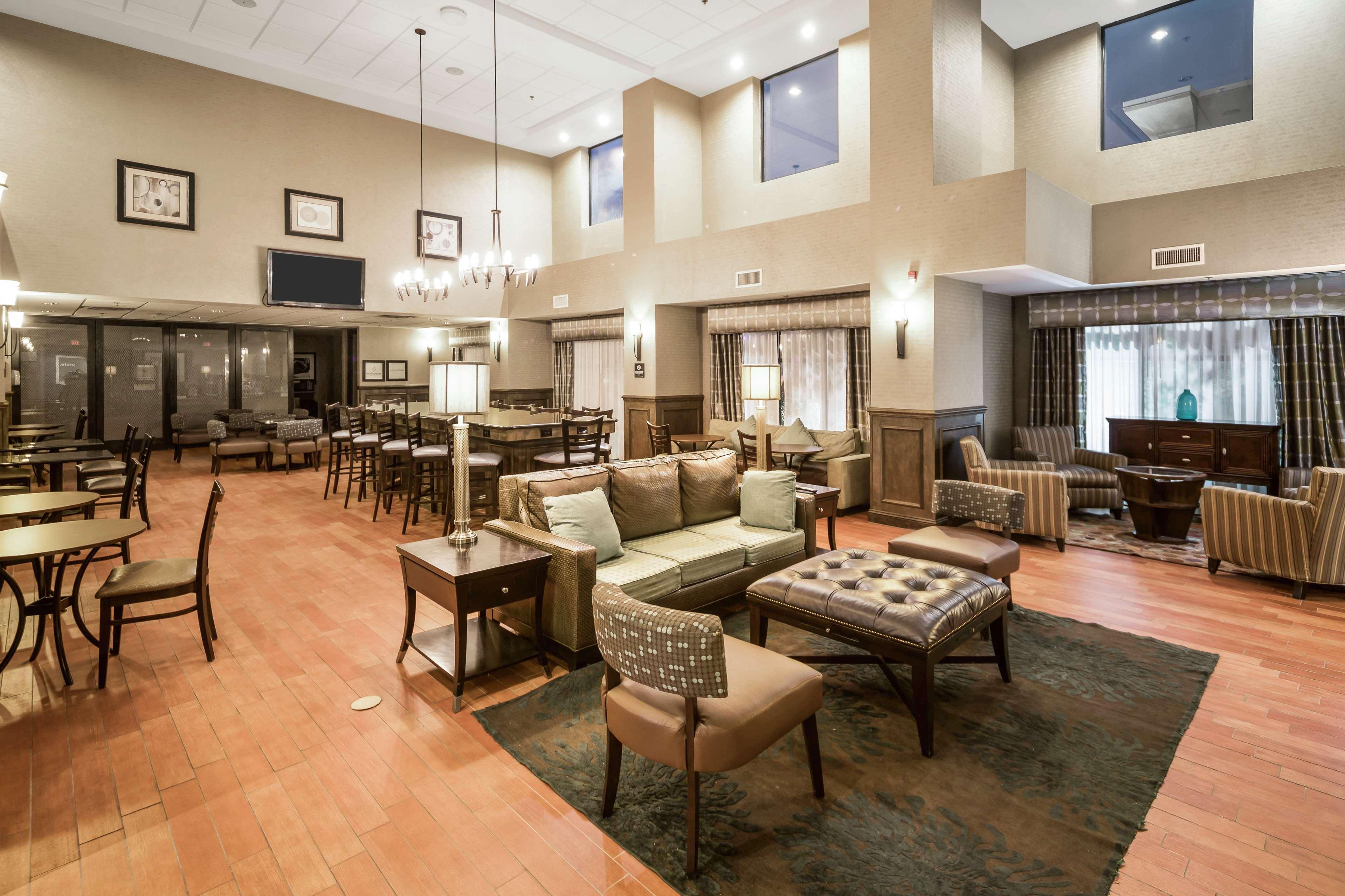 Hampton Inn Wilson Downtown Eksteriør billede